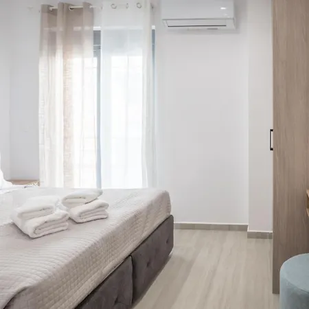 The Cozy Twins Aparthotel 3*