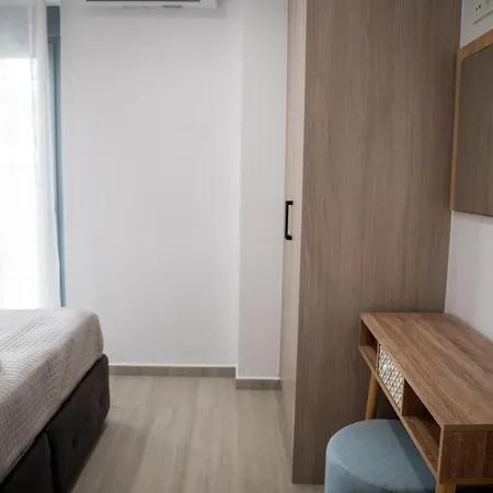 The Cozy Twins Aparthotel