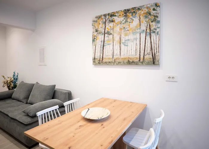 The Cozy Twins 干尼亞