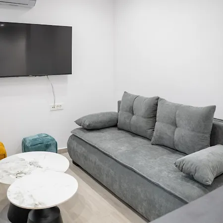 The Cozy Twins La Canea